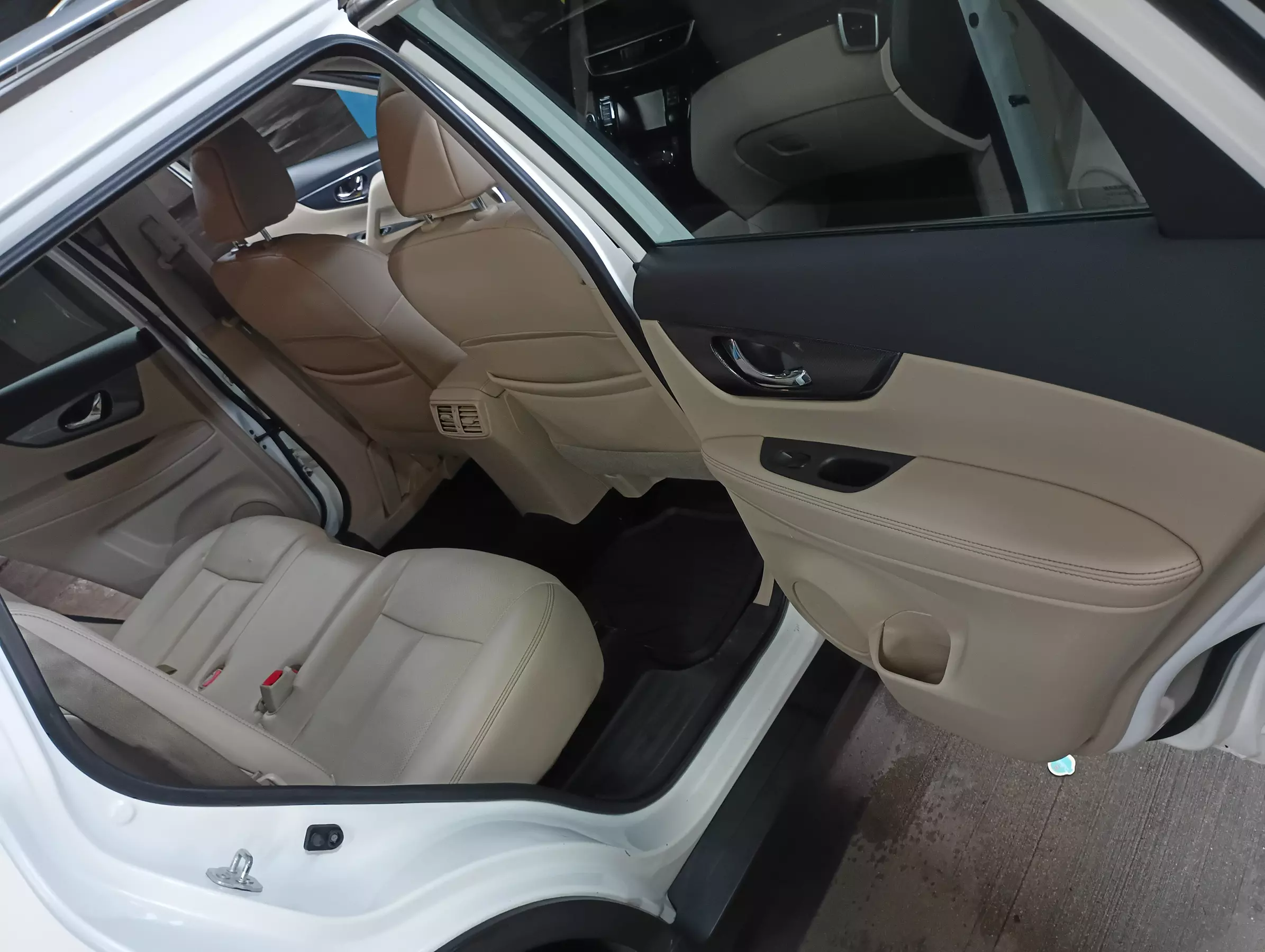 Restore Your Car's Shine: Professional Interior & Exterior Detailing