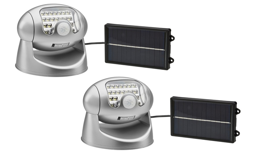 Image 3: 20-LED Solar Porch Light