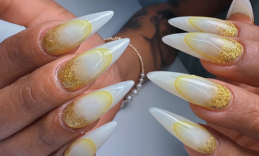 Image 5: Full Set Builder Gel Short, Medium, or Long with Gel Pedicure