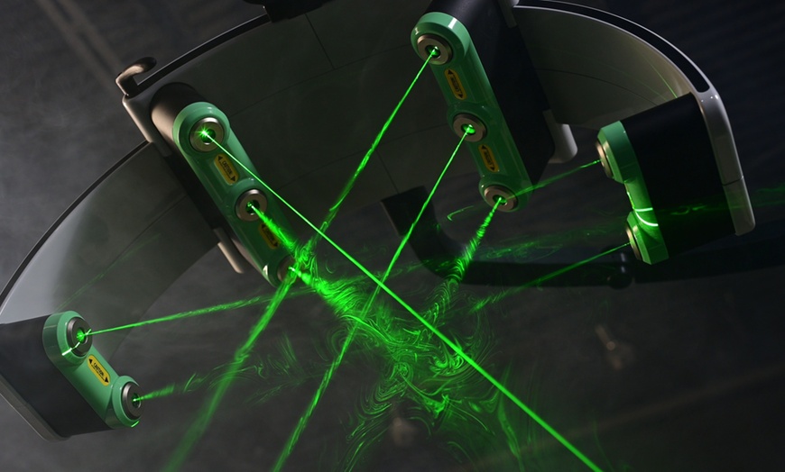 Image 7: Tone with One, Four, Eight, Twelve or Sixteen of Emerald Laser Package