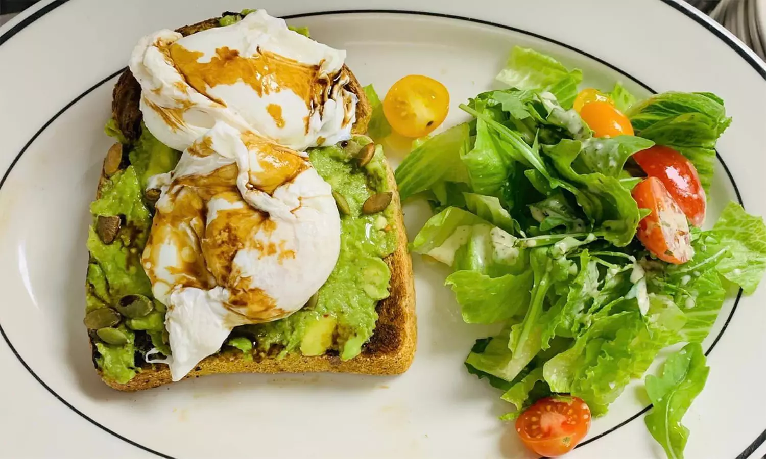 $100 or $200 to Spend on Food and Drinks at Upscale French Brasserie 