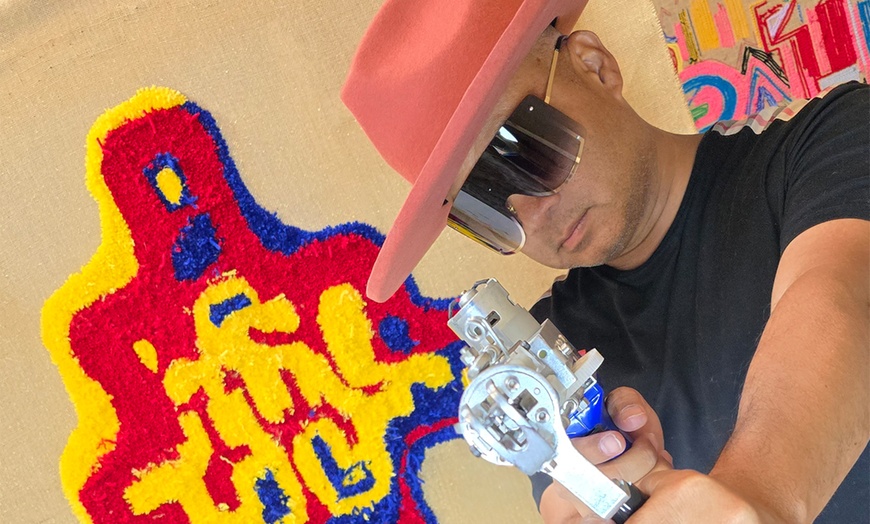 Image 3: Learn the Secret to Custom Rug Tufting in 3 Hours or Less! 