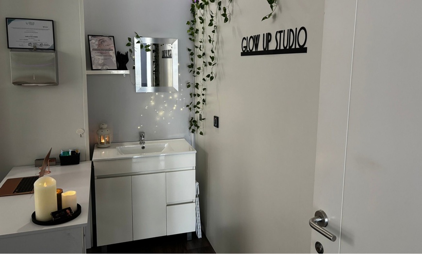 Image 3: Lifting y tinte de pestañas con opción de diseño y depilación de cejas