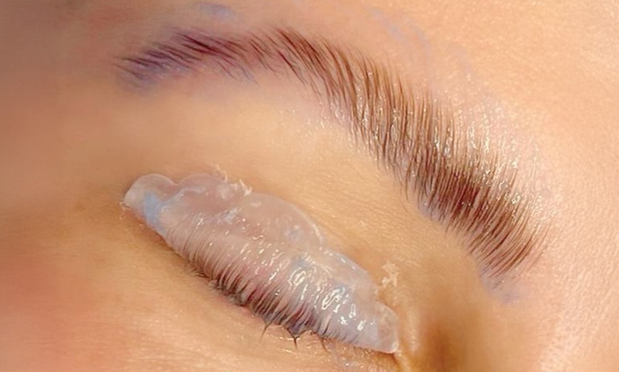 Image 3: Brow und/oder Lash Lifting inkl. Willkommensgetränk für 1 Person