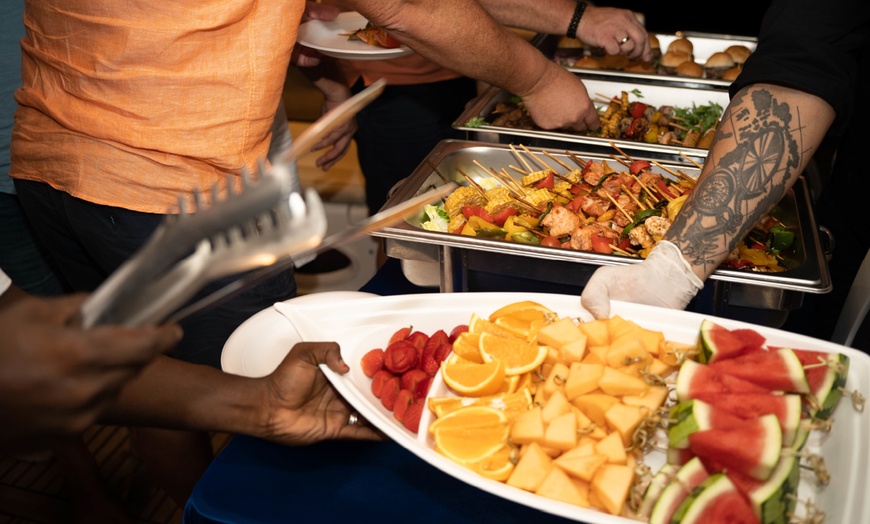 Image 10: Experience a Morning / Sunset / Night Tour for 2 hours!