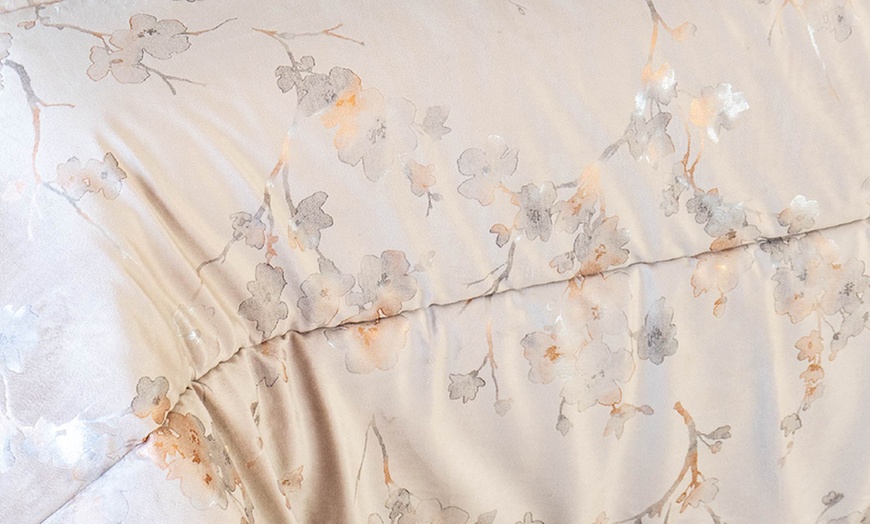 Image 7: Trapunta matrimoniale in velluto con stampa digitale