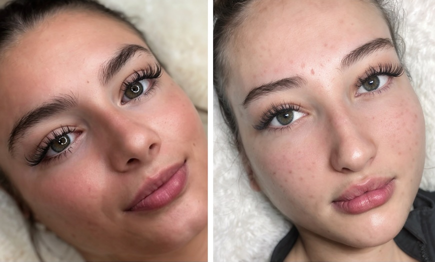 Image 4: Get Glamorous: Premium Classic, Hybrid, or Volume Eyelash Extensions