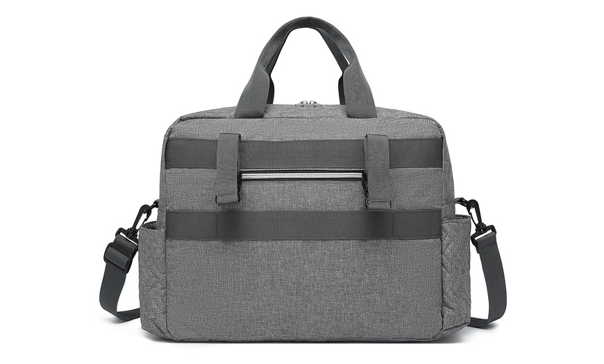 Image 13: Versatile Diaper Changing Tote Bag