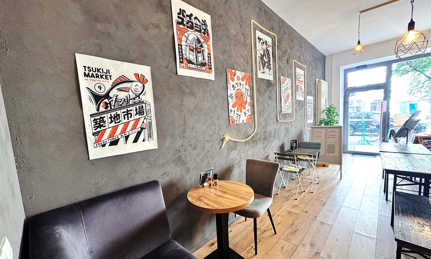 Image 2: Für 1-4 Personen: Japanisches Menü nach Wahl mit Edamame zum Mitnehmen