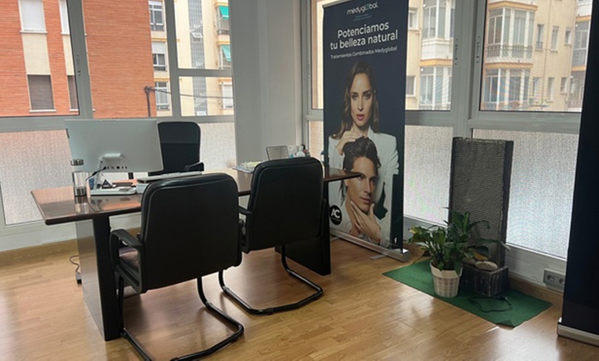 Image 8: Combo reductor: 2 o 4 sesiones de 1 h con 2 tratamientos a medida 