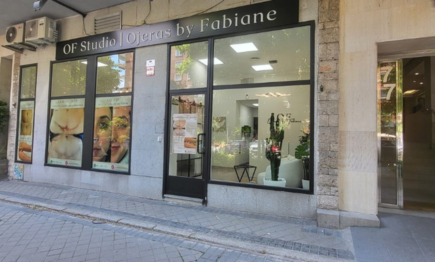 Image 12: Masaje capilar booster o con limpieza facial incluida