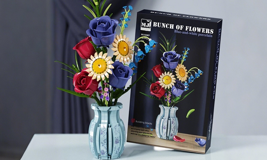 Image 5: Set de construction de bouquet de fleur en blocs