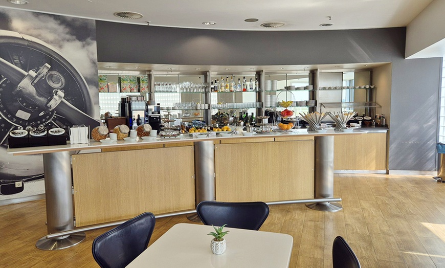 Image 13: Eintritt in die Airport-Lounge, 4 Flughäfen zur Wahl