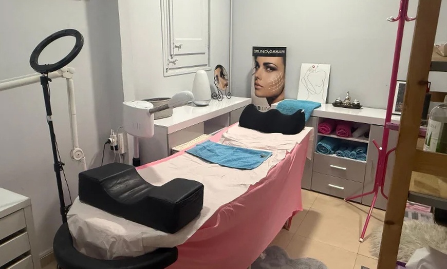 Image 4: Limpieza facial y opción a radiofrecuencia, mascarilla y masaje facial