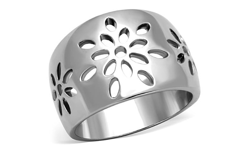 Image 2: Women's Stainless Steel 316 High Polished Flower Design Fashion Ring 