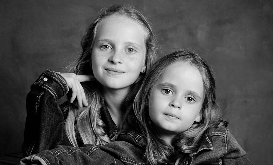 Image 4: Shooting Photo seul, en famille ou entre amis au studio Océan d'Images