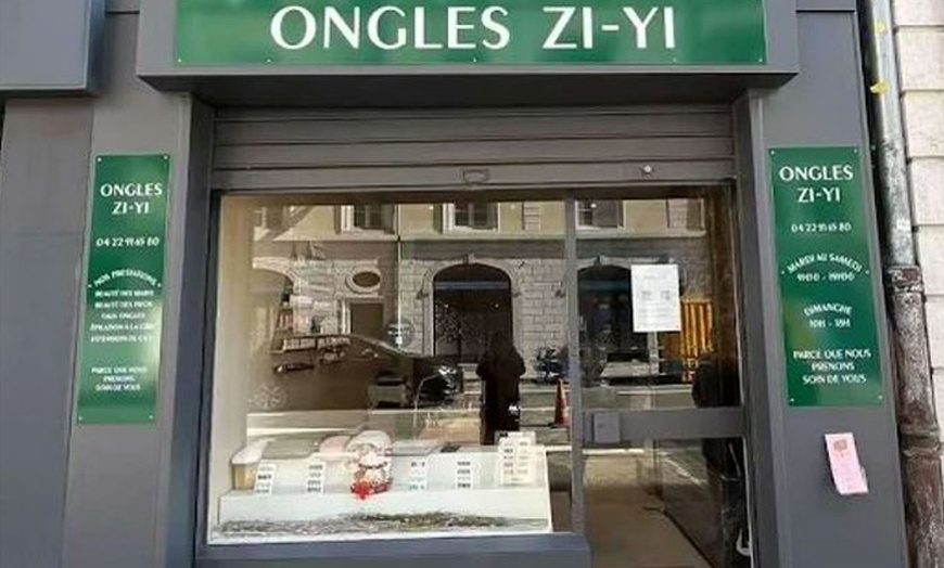 Image 9: Soins complets pour ongles : douceur et élégance au bout des doigts