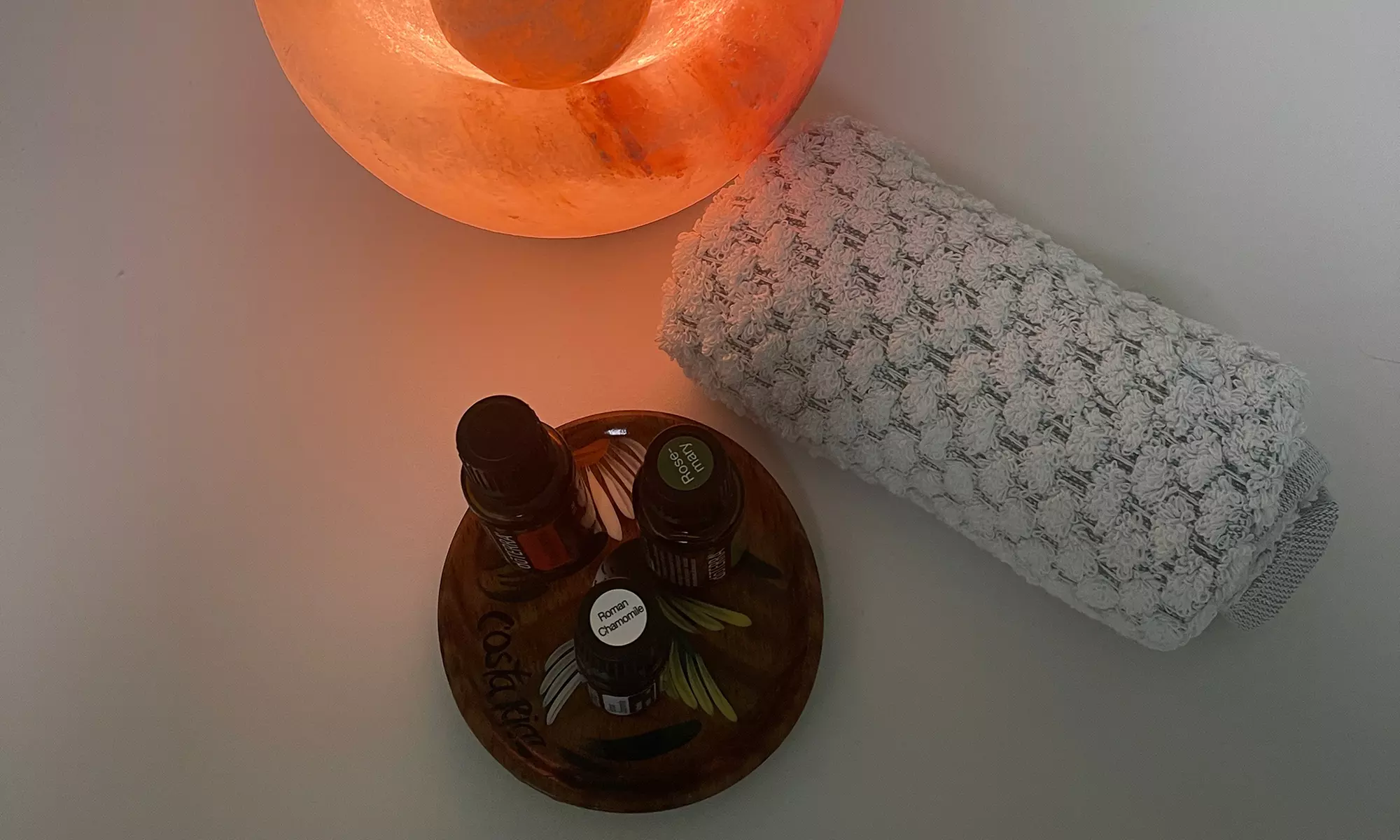 Relax with a 60 or 90 minute Deep-tissue Massage Session