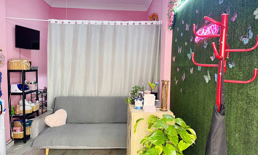 Image 4: Tratamiento facial con dermapen y opción a extras para 1 persona