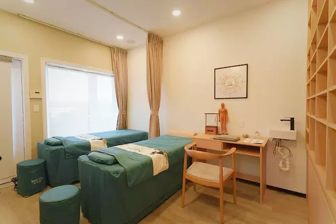 Choose One or Two Head Spa Treatments or Facials + Back or Full-Body Massage — Up to 44% Off! - Image 3