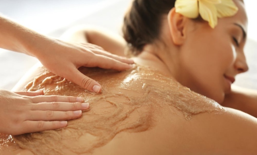 Image 6: Up to 57% Off on Full Massage, Scalp Relief, Coffee Scrub&Tea