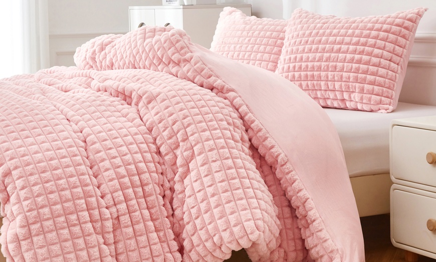Image 1: Faux Rabbit Fur Plush Waffle Duvet Set