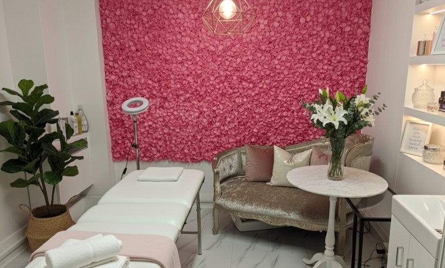 Image 2: Microneedling for Glowing, Rejuvenated Skin at Lux Aesthetic & Beauty