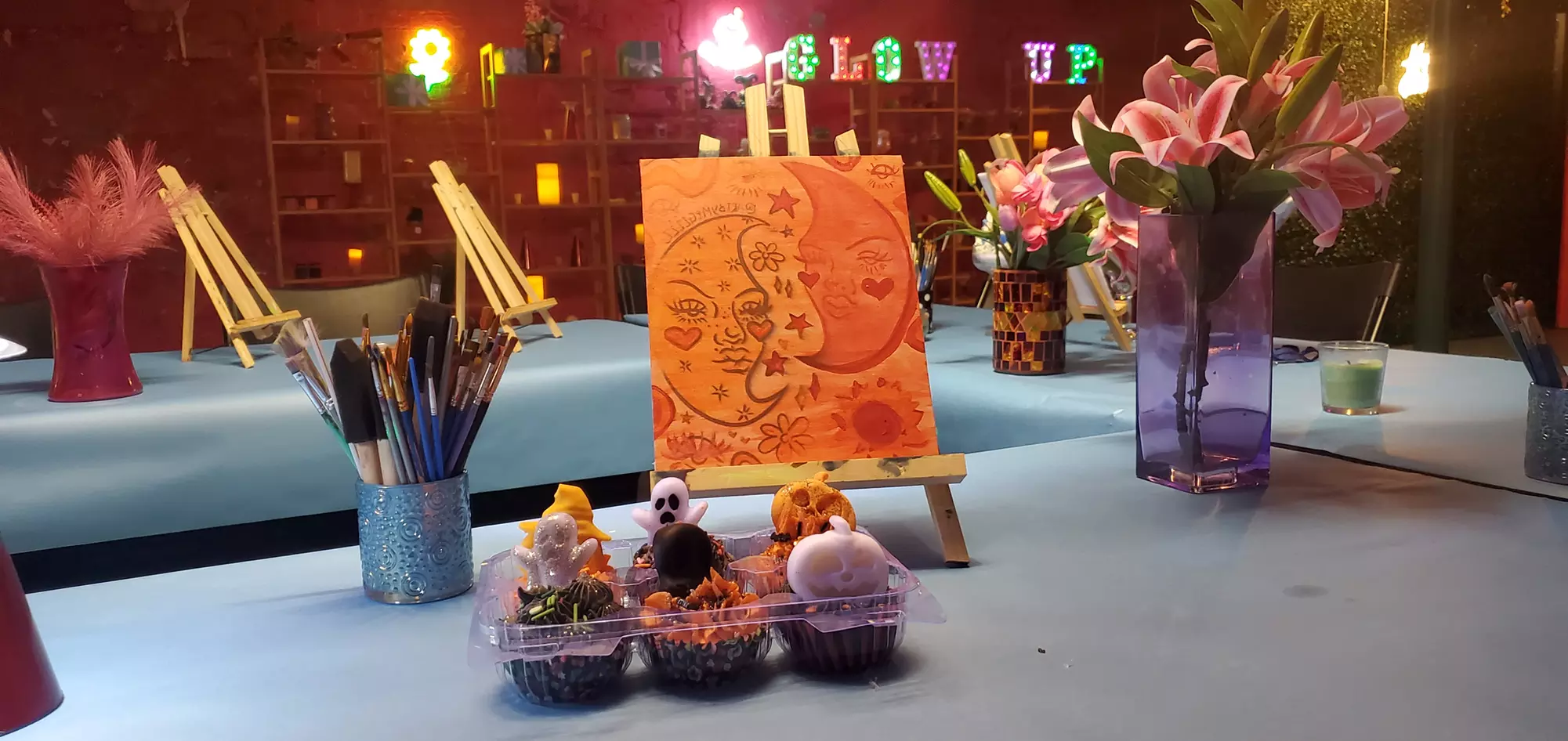 Intimate Dessert Candle Making and Painting Experience