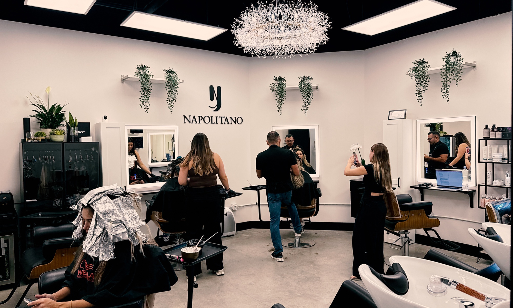 Get Stunning & Radiant Hair with a 4-Treatment Package