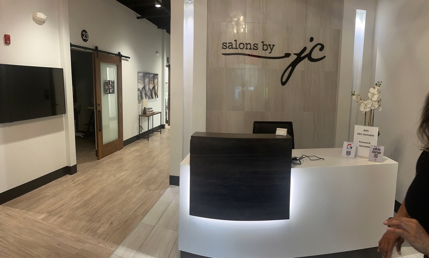 Image 2: 60-Min Swedish or Deep Tissue Massage and Signature Hydrating Facial 