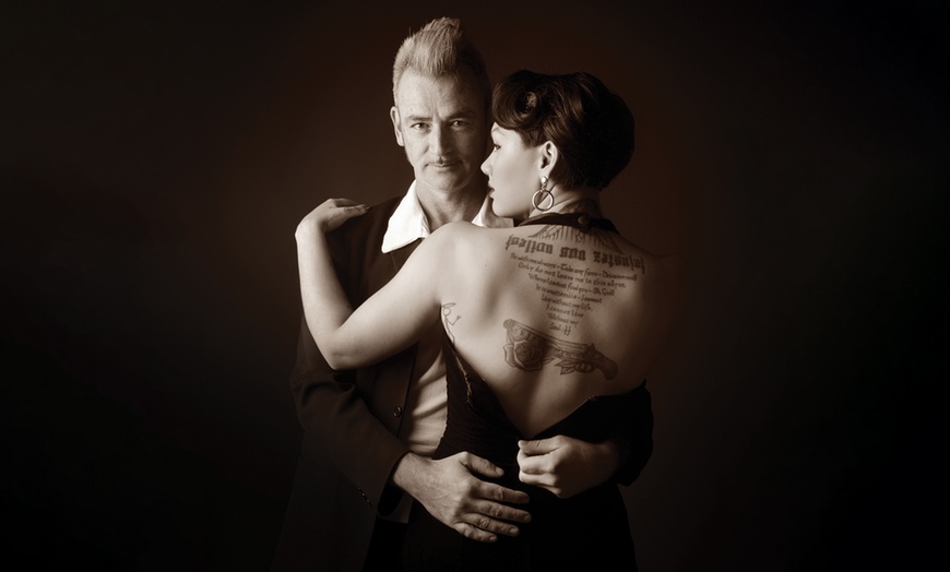 Image 6: Family Portrait, Pet Photography, or Couples Photoshoot Experience