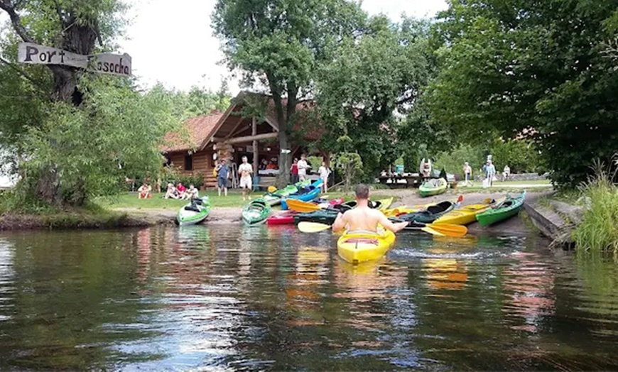 Image 1: Spływ kajakowy Krutynią przez cały tydzień i obiad dla 2, 4 lub 6 osób