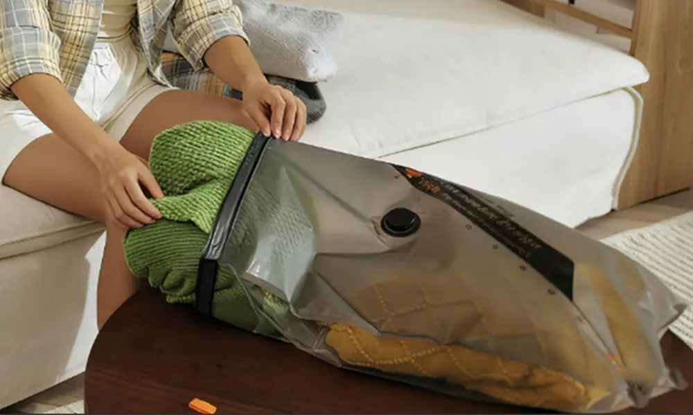 Vacuum Storage Compression Bag for Clothes Travel Suitcase