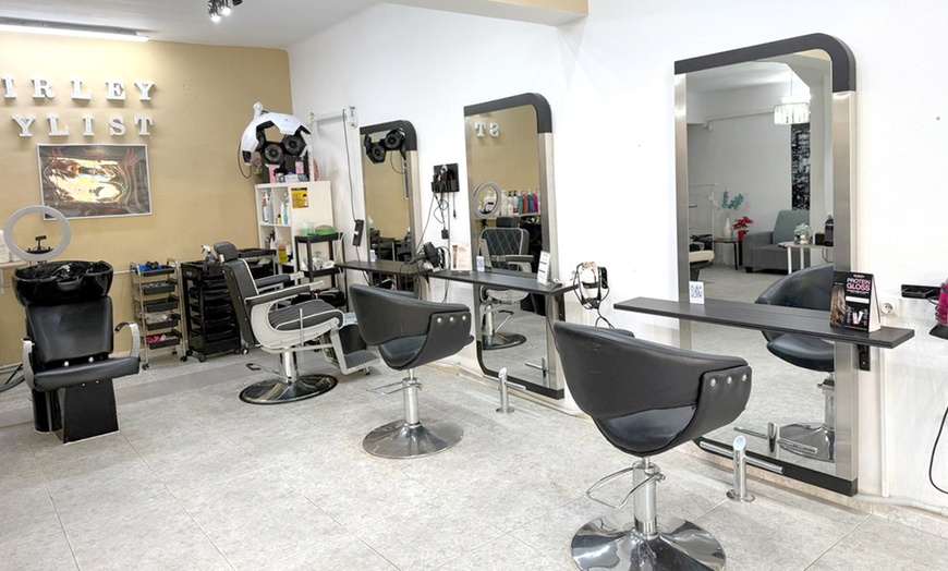 Image 4: Cuidado para pestañas y/o cejas: lifting, tinte, visagismo y laminado