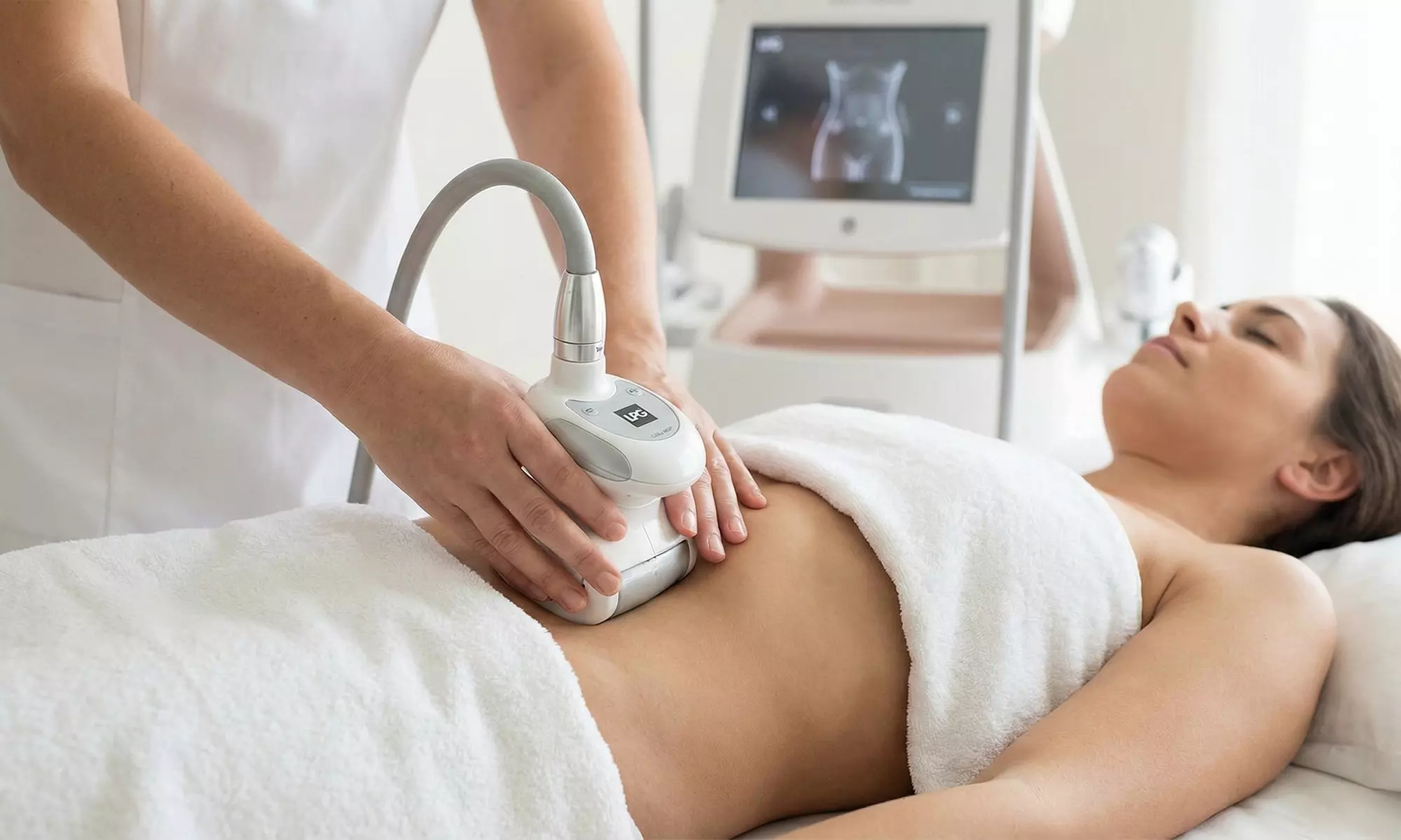 1 or 3 Body Contouring Sessions with Lymphatic Drainage