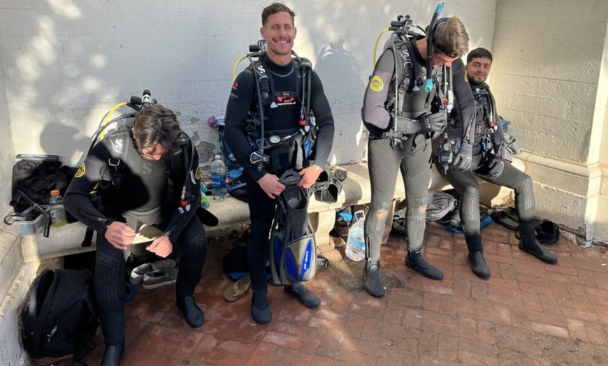 Image 4: PADI Discover Scuba in Bakersfield – Expert Guided Intro
