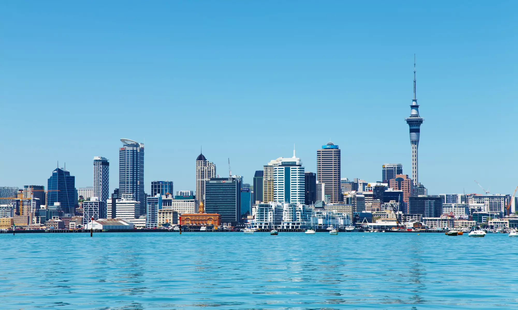 ✈ New Zealand: 4 Nights with Flights, Choice of Hotel Stay, & Car Hire