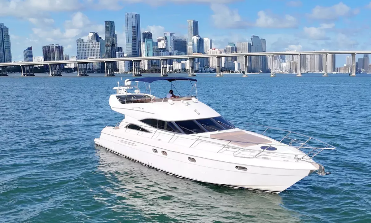Private Luxury Yacht 60 ft + Up to 13 People from Miami River!