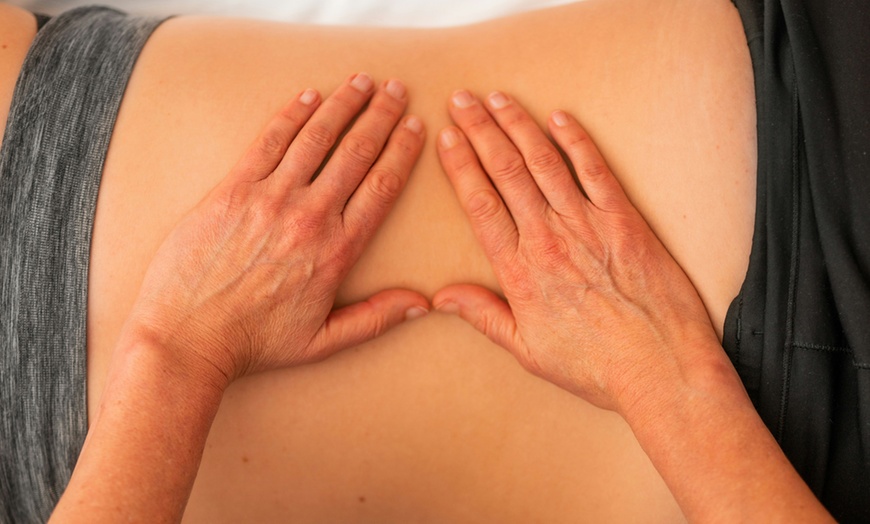 Image 7: 1 o 3 sesiones de fisioterapia, osteopatía y masaje Shiatsu de 60 minutos para 1 persona, ahorra hasta un 64%