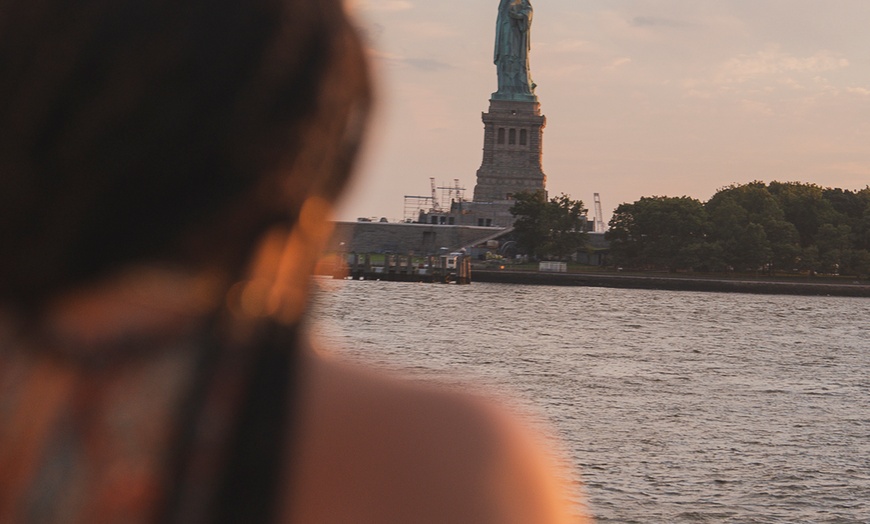 Image 7: Private 60-Min Guided Boat Tour for 1, 2, 4, or 6 Guests 
