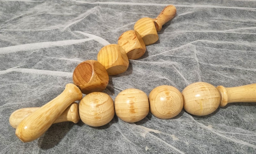 Image 18: Manicura o pedicura exprés con esmaltado normal o permanente