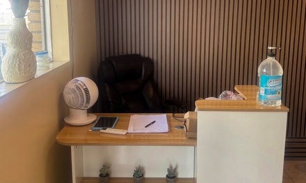 Early Bird-Limited Supply: One 60-Minute Swedish or Deep Tissue Massage  with Aroma Therapy & Hot Stones - LE SPA RETREAT
