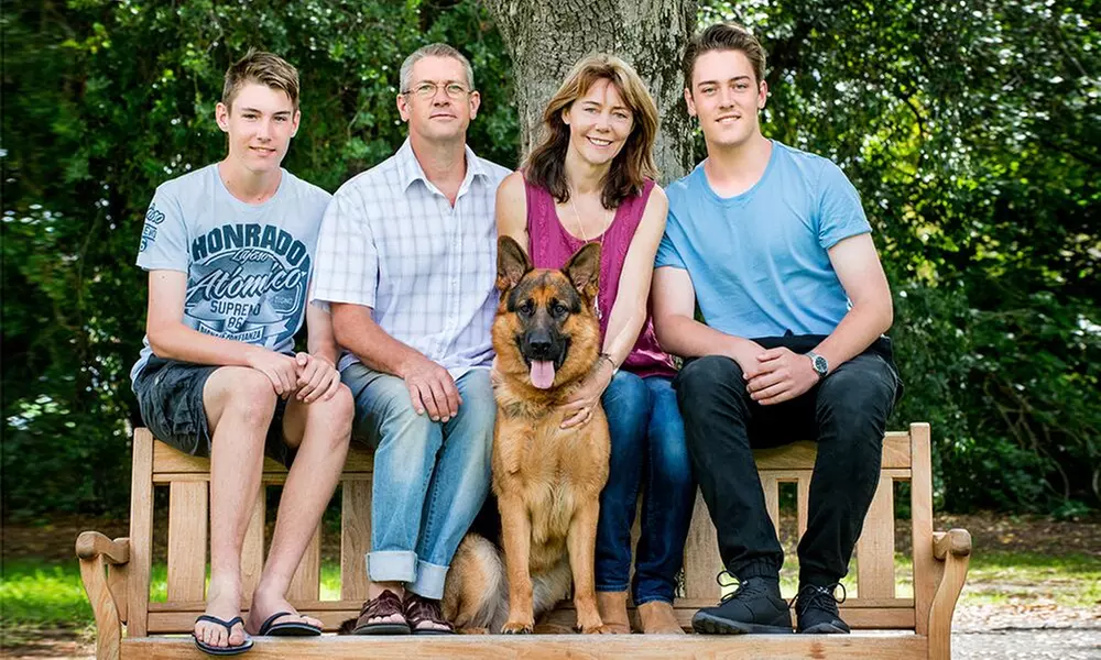 1-Hour Dog Photoshoot with Prints