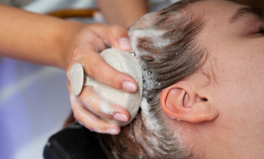 Image 4: Rytuały HeadSpa dla kobiet i mężczyzn: głębokie oczyszczanie i więcej