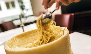 Exklusives 3-Gänge-Candlelight-Dinner mit Pasta oder Pizza nach Wahl für 2 oder 4 Personen (bis 33% sparen)