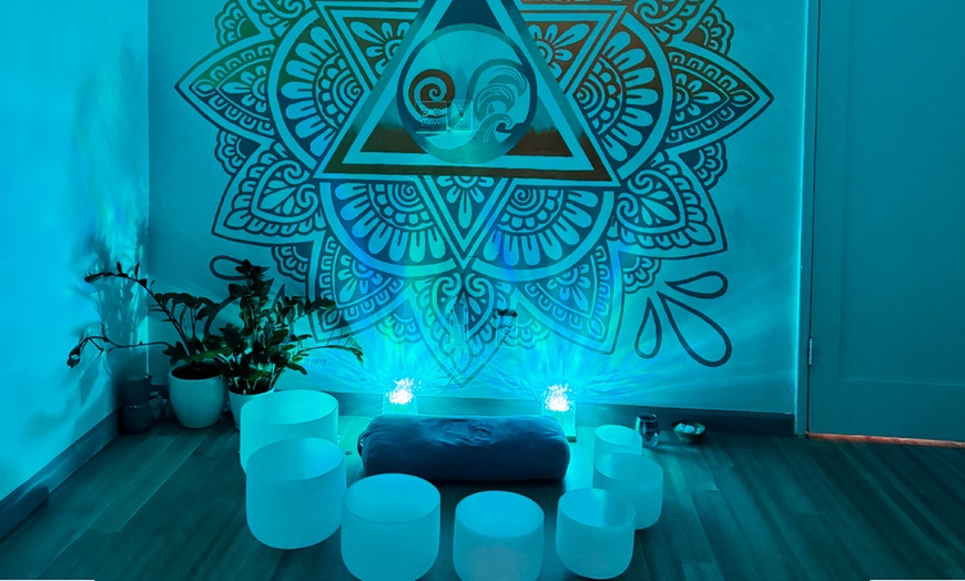 Image 2: Hypnotic Sound Healing, Meditation & Sound Healing or Yin Yoga & Reiki