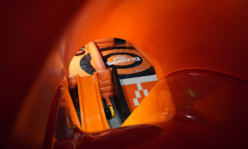 Image 11: ¡Saltos y diversión! Acceso a Salting para hasta 2 adultos y 2 niños