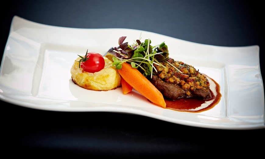 Image 3: 1 Ticket für Fresh ’n’ Funky im Apollo Variete