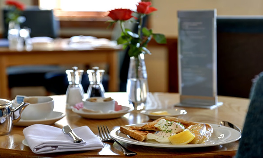 Image 3: Leeds: Executive Double Room with Late Checkout