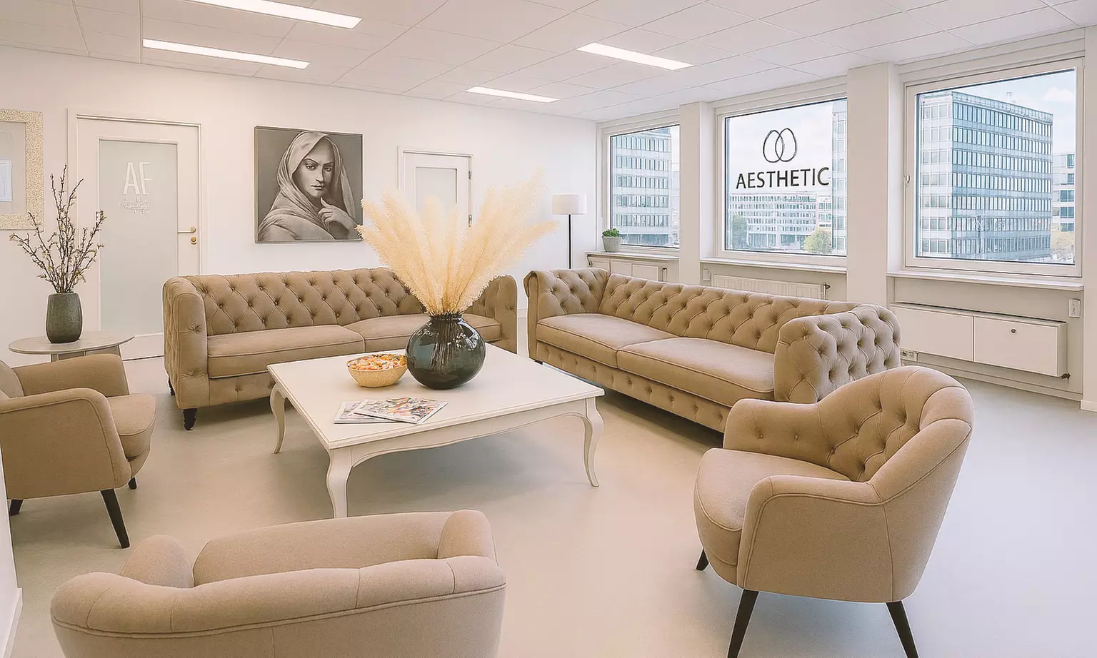 Soin du visage au choix hydratant, anti-âge, coup d'éclat ou peeling